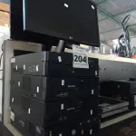 LOTE 204 - 04 CPU’S E 02 MONITORES MARCAS E MODELOS DIVERSOS. (NO ESTADO) ATENÇÃO! FAZER A VISITAÇÃO ANTES DE ARREMATAR, NÃO SABEMOS SE FUNCIONA. LEILÃO NÃO TEM GARANTIA E NEM DEVOLUÇÃO, SUJEITO A POSSÍVEIS AVARIAS VISÍVEIS/OCULTAS E/OU AUSÊNCIA DE COMPONENTES.