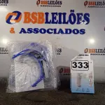 LOTE 333 - 10 MASCARAS DE PROTEÇÃO E 04 TERMÔMETROS INFRAVERMELHO. (NO ESTADO) ATENÇÃO! FAZER A VISITAÇÃO ANTES DE ARREMATAR, NÃO SABEMOS SE FUNCIONA. LEILÃO NÃO TEM GARANTIA E NEM DEVOLUÇÃO, SUJEITO A POSSÍVEIS AVARIAS VISÍVEIS/OCULTAS E/OU AUSÊNCIA DE COMPONENTES.