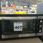 LOTE 407 - 01 FORNO ELÉTRICO MARCA PHILCO 220V. (NO ESTADO) ATENÇÃO! FAZER A VISITAÇÃO ANTES DE ARREMATAR, NÃO SABEMOS SE FUNCIONA. LEILÃO NÃO TEM GARANTIA E NEM DEVOLUÇÃO, SUJEITO A POSSÍVEIS AVARIAS VISÍVEIS/OCULTAS E/OU AUSÊNCIA DE COMPONENTES.