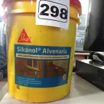 LOTE 298 - 01 LATA DE TINTA IQUINE DIATEX PINTA MAIS 18L FOSCO AVELUDADO NA COR PEROLA. (NO ESTADO) ATENÇÃO! FAZER A VISITAÇÃO ANTES DE ARREMATAR, NÃO SABEMOS SE FUNCIONA. LEILÃO NÃO TEM GARANTIA E NEM DEVOLUÇÃO, SUJEITO A POSSÍVEIS AVARIAS VISÍVEIS/OCULTAS E/OU AUSÊNCIA DE COMPONENTES.