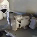 LOTE 257 - 01 BOMBA PARA BANHEIRA DE HIDROMASSAGEM. (NO ESTADO) ATENÇÃO! FAZER A VISITAÇÃO ANTES DE ARREMATAR, NÃO SABEMOS SE FUNCIONA. LEILÃO NÃO TEM GARANTIA E NEM DEVOLUÇÃO, SUJEITO A POSSÍVEIS AVARIAS VISÍVEIS/OCULTAS E/OU AUSÊNCIA DE COMPONENTES.
