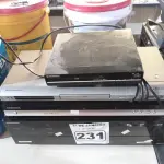 LOTE 231 - 01 RECEIVER E 03 APARELHOS DE DVD MARCAS E MODELOS DIVERSOS. (NO ESTADO) ATENÇÃO! FAZER A VISITAÇÃO ANTES DE ARREMATAR, NÃO SABEMOS SE FUNCIONA. LEILÃO NÃO TEM GARANTIA E NEM DEVOLUÇÃO, SUJEITO A POSSÍVEIS AVARIAS VISÍVEIS/OCULTAS E/OU AUSÊNCIA DE COMPONENTES.