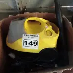 LOTE 149 - 01 LAVADORA DE ALTA PRESSÃO MARCA KARCHER 220V. (NO ESTADO) ATENÇÃO! FAZER A VISITAÇÃO ANTES DE ARREMATAR, NÃO SABEMOS SE FUNCIONA. LEILÃO NÃO TEM GARANTIA E NEM DEVOLUÇÃO, SUJEITO A POSSÍVEIS AVARIAS VISÍVEIS/OCULTAS E/OU AUSÊNCIA DE COMPONENTES.