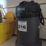 LOTE 216 - 01 ASPIRADOR DE PÓ MARCA KARCHER NT 20/1 220V. (NO ESTADO) ATENÇÃO! FAZER A VISITAÇÃO ANTES DE ARREMATAR, NÃO SABEMOS SE FUNCIONA. LEILÃO NÃO TEM GARANTIA E NEM DEVOLUÇÃO, SUJEITO A POSSÍVEIS AVARIAS VISÍVEIS/OCULTAS E/OU AUSÊNCIA DE COMPONENTES.