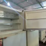 LOTE 347 - 01 GELADEIRA MARCA BRASTEMP 220V. (NO ESTADO) ATENÇÃO! FAZER A VISITAÇÃO ANTES DE ARREMATAR, NÃO SABEMOS SE FUNCIONA. LEILÃO NÃO TEM GARANTIA E NEM DEVOLUÇÃO, SUJEITO A POSSÍVEIS AVARIAS VISÍVEIS/OCULTAS E/OU AUSÊNCIA DE COMPONENTES.
