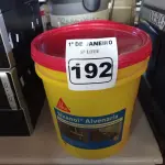 LOTE 192 - 01 BALDE DE SIKANOL ALVENARIA, ADITIVO PLASTIFICANTE PARA ARGAMASSA DE ASSENTAMENTO E REBOCO 18L. (NO ESTADO) ATENÇÃO! FAZER A VISITAÇÃO ANTES DE ARREMATAR, NÃO SABEMOS SE FUNCIONA. LEILÃO NÃO TEM GARANTIA E NEM DEVOLUÇÃO, SUJEITO A POSSÍVEIS AVARIAS VISÍVEIS/OCULTAS E/OU AUSÊNCIA DE COMPONENTES.