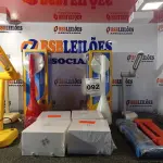 LOTE 092 - 01 LOTE COM VÁRIAS LUMINÁRIAS MARCAS E MODELOS DIVERSOS. (NO ESTADO) ATENÇÃO! FAZER A VISITAÇÃO ANTES DE ARREMATAR, NÃO SABEMOS SE FUNCIONA. LEILÃO NÃO TEM GARANTIA E NEM DEVOLUÇÃO, SUJEITO A POSSÍVEIS AVARIAS VISÍVEIS/OCULTAS E/OU AUSÊNCIA DE COMPONENTES.