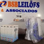 LOTE 318 - 10 MASCARAS DE PROTEÇÃO E 04 TERMÔMETROS INFRAVERMELHO. (NO ESTADO) ATENÇÃO! FAZER A VISITAÇÃO ANTES DE ARREMATAR, NÃO SABEMOS SE FUNCIONA. LEILÃO NÃO TEM GARANTIA E NEM DEVOLUÇÃO, SUJEITO A POSSÍVEIS AVARIAS VISÍVEIS/OCULTAS E/OU AUSÊNCIA DE COMPONENTES.