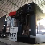 LOTE 517 - 01 CAFETEIRA DELONGHI. (NO ESTADO) ATENÇÃO! FAZER A VISITAÇÃO ANTES DE ARREMATAR, NÃO SABEMOS SE FUNCIONA. LEILÃO NÃO TEM GARANTIA E NEM DEVOLUÇÃO, SUJEITO A POSSÍVEIS AVARIAS VISÍVEIS/OCULTAS E/OU AUSÊNCIA DE COMPONENTES.