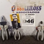LOTE 046 - 03 ALICATES, SENDO 01 DE BICO 6’’, 01 UNIVERSAL E 01 DE CORTE. (NOVO) (NO ESTADO) ATENÇÃO! FAZER A VISITAÇÃO ANTES DE ARREMATAR, NÃO SABEMOS SE FUNCIONA. LEILÃO NÃO TEM GARANTIA E NEM DEVOLUÇÃO, SUJEITO A POSSÍVEIS AVARIAS VISÍVEIS/OCULTAS E/OU AUSÊNCIA DE COMPONENTES.