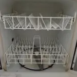 LOTE 461 - 01 LAVA LOUÇAS MARCA BRASTEMP. (NO ESTADO) ATENÇÃO! FAZER A VISITAÇÃO ANTES DE ARREMATAR, NÃO SABEMOS SE FUNCIONA. LEILÃO NÃO TEM GARANTIA E NEM DEVOLUÇÃO, SUJEITO A POSSÍVEIS AVARIAS VISÍVEIS/OCULTAS E/OU AUSÊNCIA DE COMPONENTES.