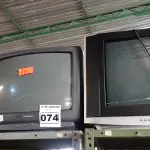LOTE 074 - 03 TVS DE TUBO. (NO ESTADO) ATENÇÃO! FAZER A VISITAÇÃO ANTES DE ARREMATAR, NÃO SABEMOS SE FUNCIONA. LEILÃO NÃO TEM GARANTIA E NEM DEVOLUÇÃO, SUJEITO A POSSÍVEIS AVARIAS VISÍVEIS/OCULTAS E/OU AUSÊNCIA DE COMPONENTES.