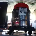 LOTE 518 - 01 ASPIRADOR DE PÓ SCHULZ ÁGUA E PÓ 1200W 220V. (NO ESTADO) ATENÇÃO! FAZER A VISITAÇÃO ANTES DE ARREMATAR, NÃO SABEMOS SE FUNCIONA. LEILÃO NÃO TEM GARANTIA E NEM DEVOLUÇÃO, SUJEITO A POSSÍVEIS AVARIAS VISÍVEIS/OCULTAS E/OU AUSÊNCIA DE COMPONENTES.