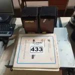 LOTE 433 - 02 APARELHOS ELETRÔNICOS E 05 CHAVES SECCIONADORAS GHM 661. (NO ESTADO) ATENÇÃO! FAZER A VISITAÇÃO ANTES DE ARREMATAR, NÃO SABEMOS SE FUNCIONA. LEILÃO NÃO TEM GARANTIA E NEM DEVOLUÇÃO, SUJEITO A POSSÍVEIS AVARIAS VISÍVEIS/OCULTAS E/OU AUSÊNCIA DE COMPONENTES.