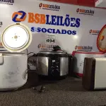 LOTE 494 - 01 TORRADEIRA E 03 PANELAS ELÉTRICAS MARCAS E MODELOS DIVERSOS. (NO ESTADO) ATENÇÃO! FAZER A VISITAÇÃO ANTES DE ARREMATAR, NÃO SABEMOS SE FUNCIONA. LEILÃO NÃO TEM GARANTIA E NEM DEVOLUÇÃO, SUJEITO A POSSÍVEIS AVARIAS VISÍVEIS/OCULTAS E/OU AUSÊNCIA DE COMPONENTES.