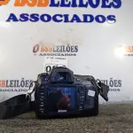 LOTE 021 - 01 CÂMERA FOTOGRÁFICA MARCA NIKON COM BATERIA, CARTÃO DE MEMÓRIA E S/CARREGADOR MODELO:D80. (NO ESTADO) ATENÇÃO! FAZER A VISITAÇÃO ANTES DE ARREMATAR, NÃO SABEMOS SE FUNCIONA. LEILÃO NÃO TEM GARANTIA E NEM DEVOLUÇÃO, SUJEITO A POSSÍVEIS AVARIAS VISÍVEIS/OCULTAS E/OU AUSÊNCIA DE COMPONENTES.
