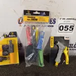 LOTE 055 - 01 KIT P/ JARDINAGEM. (NO ESTADO) ATENÇÃO! FAZER A VISITAÇÃO ANTES DE ARREMATAR, NÃO SABEMOS SE FUNCIONA. LEILÃO NÃO TEM GARANTIA E NEM DEVOLUÇÃO, SUJEITO A POSSÍVEIS AVARIAS VISÍVEIS/OCULTAS E/OU AUSÊNCIA DE COMPONENTES.