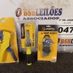 LOTE 047 - 01 KIT CHAVE ALLEN 09 PEÇS, 01 CHAVE COM 06 PONTAS INTERCAMBIÁVEL E 01 DESCASCADOR DE FIO. (NOVO) (NO ESTADO) ATENÇÃO! FAZER A VISITAÇÃO ANTES DE ARREMATAR, NÃO SABEMOS SE FUNCIONA. LEILÃO NÃO TEM GARANTIA E NEM DEVOLUÇÃO, SUJEITO A POSSÍVEIS AVARIAS VISÍVEIS/OCULTAS E/OU AUSÊNCIA DE COMPONENTES.