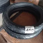 LOTE 450 - 02 PNEUS DE MOTO 100/90/19. (NO ESTADO) ATENÇÃO! FAZER A VISITAÇÃO ANTES DE ARREMATAR, NÃO SABEMOS SE FUNCIONA. LEILÃO NÃO TEM GARANTIA E NEM DEVOLUÇÃO, SUJEITO A POSSÍVEIS AVARIAS VISÍVEIS/OCULTAS E/OU AUSÊNCIA DE COMPONENTES.