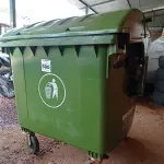 LOTE 580 - 01 CONTÊINER HDPE EN840 12000L.  (NO ESTADO) ATENÇÃO! FAZER A VISITAÇÃO ANTES DE ARREMATAR, NÃO SABEMOS SE FUNCIONA. LEILÃO NÃO TEM GARANTIA E NEM DEVOLUÇÃO, SUJEITO A POSSÍVEIS AVARIAS VISÍVEIS/OCULTAS E/OU AUSÊNCIA DE COMPONENTES.