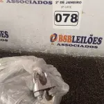 LOTE 078 - 01 LOTE COM VÁRIOS CLIPS PARA CABO DE AÇO 3/8”. (NO ESTADO) ATENÇÃO! FAZER A VISITAÇÃO ANTES DE ARREMATAR, NÃO SABEMOS SE FUNCIONA. LEILÃO NÃO TEM GARANTIA E NEM DEVOLUÇÃO, SUJEITO A POSSÍVEIS AVARIAS VISÍVEIS/OCULTAS E/OU AUSÊNCIA DE COMPONENTES.