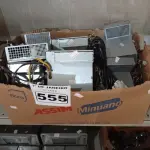 LOTE 555 - 01 LOTE COM VÁRIAS FONTES PARA PC MARCAS E MODELOS DIVERSOS. (NO ESTADO) ATENÇÃO! FAZER A VISITAÇÃO ANTES DE ARREMATAR, NÃO SABEMOS SE FUNCIONA. LEILÃO NÃO TEM GARANTIA E NEM DEVOLUÇÃO, SUJEITO A POSSÍVEIS AVARIAS VISÍVEIS/OCULTAS E/OU AUSÊNCIA DE COMPONENTES.