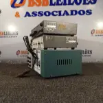 LOTE 104 - 01 FONTE REGULADA E 02 APARELHOS VIDISOM PRÉ V-440. (NO ESTADO) ATENÇÃO! FAZER A VISITAÇÃO ANTES DE ARREMATAR, NÃO SABEMOS SE FUNCIONA. LEILÃO NÃO TEM GARANTIA E NEM DEVOLUÇÃO, SUJEITO A POSSÍVEIS AVARIAS VISÍVEIS/OCULTAS E/OU AUSÊNCIA DE COMPONENTES.
