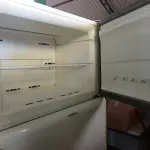 LOTE 434 - 01 GELADEIRA MARCA BRASTEMP 220V. (NO ESTADO) ATENÇÃO! FAZER A VISITAÇÃO ANTES DE ARREMATAR, NÃO SABEMOS SE FUNCIONA. LEILÃO NÃO TEM GARANTIA E NEM DEVOLUÇÃO, SUJEITO A POSSÍVEIS AVARIAS VISÍVEIS/OCULTAS E/OU AUSÊNCIA DE COMPONENTES.
