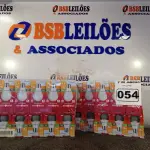LOTE 054 - 20 LÂMPADAS DE LED 9W. (NO ESTADO) ATENÇÃO! FAZER A VISITAÇÃO ANTES DE ARREMATAR, NÃO SABEMOS SE FUNCIONA. LEILÃO NÃO TEM GARANTIA E NEM DEVOLUÇÃO, SUJEITO A POSSÍVEIS AVARIAS VISÍVEIS/OCULTAS E/OU AUSÊNCIA DE COMPONENTES.
