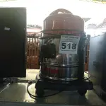 LOTE 518 - 01 ASPIRADOR DE PÓ SCHULZ ÁGUA E PÓ 1200W 220V. (NO ESTADO) ATENÇÃO! FAZER A VISITAÇÃO ANTES DE ARREMATAR, NÃO SABEMOS SE FUNCIONA. LEILÃO NÃO TEM GARANTIA E NEM DEVOLUÇÃO, SUJEITO A POSSÍVEIS AVARIAS VISÍVEIS/OCULTAS E/OU AUSÊNCIA DE COMPONENTES.