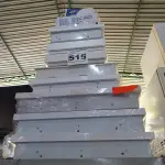 LOTE 515 - 01 LOTE COM VÁRIAS LUMINÁRIAS MARCAS E MODELOS DIVERSOS. (NO ESTADO) ATENÇÃO! FAZER A VISITAÇÃO ANTES DE ARREMATAR, NÃO SABEMOS SE FUNCIONA. LEILÃO NÃO TEM GARANTIA E NEM DEVOLUÇÃO, SUJEITO A POSSÍVEIS AVARIAS VISÍVEIS/OCULTAS E/OU AUSÊNCIA DE COMPONENTES.
