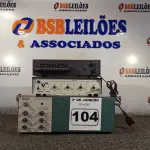 LOTE 104 - 01 FONTE REGULADA E 02 APARELHOS VIDISOM PRÉ V-440. (NO ESTADO) ATENÇÃO! FAZER A VISITAÇÃO ANTES DE ARREMATAR, NÃO SABEMOS SE FUNCIONA. LEILÃO NÃO TEM GARANTIA E NEM DEVOLUÇÃO, SUJEITO A POSSÍVEIS AVARIAS VISÍVEIS/OCULTAS E/OU AUSÊNCIA DE COMPONENTES.