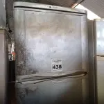 LOTE 438 - 01 GELADEIRA MARCA BOSCH 220V. (NO ESTADO) ATENÇÃO! FAZER A VISITAÇÃO ANTES DE ARREMATAR, NÃO SABEMOS SE FUNCIONA. LEILÃO NÃO TEM GARANTIA E NEM DEVOLUÇÃO, SUJEITO A POSSÍVEIS AVARIAS VISÍVEIS/OCULTAS E/OU AUSÊNCIA DE COMPONENTES.