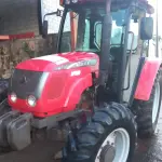 LOTE 563 - 01 TRATOR AGRALE 575 4X4, ANO 2016, AR CONDICIONADO GELANDO, PNEUS BONS, MOTOR MWM 4 CILINDROS, HORIMETRO 3.800 HORAS, FALTA VIDRO DAS 2 PORTAS (NO ESTADO) (RETIRADA EM GOIÂNIA)(AGENDAR VISTORIA EM GOIÂNIA¨. 61-08153-0503 JÚNIOR)