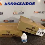 LOTE 147 - 02 CAIXAS COM COLA TUBO ST 175G COM 15 FRASCOS CADA. (NO ESTADO) ATENÇÃO! FAZER A VISITAÇÃO ANTES DE ARREMATAR, NÃO SABEMOS SE FUNCIONA. LEILÃO NÃO TEM GARANTIA E NEM DEVOLUÇÃO, SUJEITO A POSSÍVEIS AVARIAS VISÍVEIS/OCULTAS E/OU AUSÊNCIA DE COMPONENTES.
