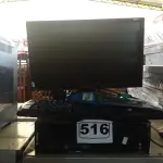 LOTE 516 - 01 CPU, 01 MONITOR, 01 TECLADO E 01 MOUSE. (NO ESTADO) ATENÇÃO! FAZER A VISITAÇÃO ANTES DE ARREMATAR, NÃO SABEMOS SE FUNCIONA. LEILÃO NÃO TEM GARANTIA E NEM DEVOLUÇÃO, SUJEITO A POSSÍVEIS AVARIAS VISÍVEIS/OCULTAS E/OU AUSÊNCIA DE COMPONENTES.