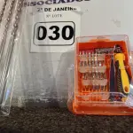 LOTE 030 - 01 KIT DE BROCA LONGA COM 03 PEÇAS 300MM E 01 KIT DE CHAVES DE PRECISÃO. (NOVO) (NO ESTADO) ATENÇÃO! FAZER A VISITAÇÃO ANTES DE ARREMATAR, NÃO SABEMOS SE FUNCIONA. LEILÃO NÃO TEM GARANTIA E NEM DEVOLUÇÃO, SUJEITO A POSSÍVEIS AVARIAS VISÍVEIS/OCULTAS E/OU AUSÊNCIA DE COMPONENTES.