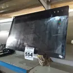 LOTE 554 - 01 COMPUTADOR MACINTOSH. (NO ESTADO) ATENÇÃO! FAZER A VISITAÇÃO ANTES DE ARREMATAR, NÃO SABEMOS SE FUNCIONA. LEILÃO NÃO TEM GARANTIA E NEM DEVOLUÇÃO, SUJEITO A POSSÍVEIS AVARIAS VISÍVEIS/OCULTAS E/OU AUSÊNCIA DE COMPONENTES.