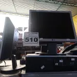 LOTE 510 - 01 CPU E 03 MONITORES MARCAS E MODELOS DIVERSOS. (NO ESTADO) ATENÇÃO! FAZER A VISITAÇÃO ANTES DE ARREMATAR, NÃO SABEMOS SE FUNCIONA. LEILÃO NÃO TEM GARANTIA E NEM DEVOLUÇÃO, SUJEITO A POSSÍVEIS AVARIAS VISÍVEIS/OCULTAS E/OU AUSÊNCIA DE COMPONENTES.