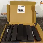 LOTE 058 - 01 CAIXA DE BATERIA P/ NOTEBOOK. (NO ESTADO) ATENÇÃO! FAZER A VISITAÇÃO ANTES DE ARREMATAR, NÃO SABEMOS SE FUNCIONA. LEILÃO NÃO TEM GARANTIA E NEM DEVOLUÇÃO, SUJEITO A POSSÍVEIS AVARIAS VISÍVEIS/OCULTAS E/OU AUSÊNCIA DE COMPONENTES.