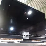 LOTE 530 - 01 TV SONY TELA DE CRISTAL LÍQUIDO 40” POL. (NO ESTADO) ATENÇÃO! FAZER A VISITAÇÃO ANTES DE ARREMATAR, NÃO SABEMOS SE FUNCIONA. LEILÃO NÃO TEM GARANTIA E NEM DEVOLUÇÃO, SUJEITO A POSSÍVEIS AVARIAS VISÍVEIS/OCULTAS E/OU AUSÊNCIA DE COMPONENTES.