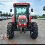 LOTE 563 - 01 TRATOR AGRALE 575 4X4, ANO 2016, AR CONDICIONADO GELANDO, PNEUS BONS, MOTOR MWM 4 CILINDROS, HORIMETRO 3.800 HORAS, FALTA VIDRO DAS 2 PORTAS (NO ESTADO) (RETIRADA EM GOIÂNIA)(AGENDAR VISTORIA EM GOIÂNIA¨. 61-08153-0503 JÚNIOR)