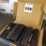 LOTE 058 - 01 CAIXA DE BATERIA P/ NOTEBOOK. (NO ESTADO) ATENÇÃO! FAZER A VISITAÇÃO ANTES DE ARREMATAR, NÃO SABEMOS SE FUNCIONA. LEILÃO NÃO TEM GARANTIA E NEM DEVOLUÇÃO, SUJEITO A POSSÍVEIS AVARIAS VISÍVEIS/OCULTAS E/OU AUSÊNCIA DE COMPONENTES.