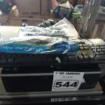 LOTE 544 - 01 CPU, 01 TECLADO E 01 MOUSE. (NO ESTADO) ATENÇÃO! FAZER A VISITAÇÃO ANTES DE ARREMATAR, NÃO SABEMOS SE FUNCIONA. LEILÃO NÃO TEM GARANTIA E NEM DEVOLUÇÃO, SUJEITO A POSSÍVEIS AVARIAS VISÍVEIS/OCULTAS E/OU AUSÊNCIA DE COMPONENTES.