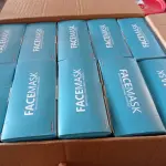 LOTE 076 - 01 CAIXA COM APROXIMADAMENTE 2.000 MASCARAS DESCARTÁVEIS VARIADAS . (NO ESTADO) ATENÇÃO! FAZER A VISITAÇÃO ANTES DE ARREMATAR, NÃO SABEMOS SE FUNCIONA. LEILÃO NÃO TEM GARANTIA E NEM DEVOLUÇÃO, SUJEITO A POSSÍVEIS AVARIAS VISÍVEIS/OCULTAS E/OU AUSÊNCIA DE COMPONENTES.