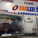 LOTE 088 - 03 QUADROS DECORATIVOS. (NO ESTADO) ATENÇÃO! FAZER A VISITAÇÃO ANTES DE ARREMATAR, NÃO SABEMOS SE FUNCIONA. LEILÃO NÃO TEM GARANTIA E NEM DEVOLUÇÃO, SUJEITO A POSSÍVEIS AVARIAS VISÍVEIS/OCULTAS E/OU AUSÊNCIA DE COMPONENTES.