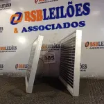 LOTE 085 - 02 PAINÉIS SOLARES 18V 10W.  (NO ESTADO) ATENÇÃO! FAZER A VISITAÇÃO ANTES DE ARREMATAR, NÃO SABEMOS SE FUNCIONA. LEILÃO NÃO TEM GARANTIA E NEM DEVOLUÇÃO, SUJEITO A POSSÍVEIS AVARIAS VISÍVEIS/OCULTAS E/OU AUSÊNCIA DE COMPONENTES.