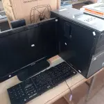 LOTE 355 - 01 CPU, 01 TECLADO E 01 MONITOR. (NO ESTADO) ATENÇÃO! FAZER A VISITAÇÃO ANTES DE ARREMATAR, NÃO SABEMOS SE FUNCIONA. LEILÃO NÃO TEM GARANTIA E NEM DEVOLUÇÃO, SUJEITO A POSSÍVEIS AVARIAS VISÍVEIS/OCULTAS E/OU AUSÊNCIA DE COMPONENTES.