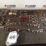 LOTE 406 - 01 LOTE COM APROXIMADAMENTE 30 ARMAÇÕES DE ÓCULOS. (NO ESTADO) ATENÇÃO! FAZER A VISITAÇÃO ANTES DE ARREMATAR, NÃO SABEMOS SE FUNCIONA. LEILÃO NÃO TEM GARANTIA E NEM DEVOLUÇÃO, SUJEITO A POSSÍVEIS AVARIAS VISÍVEIS/OCULTAS E/OU AUSÊNCIA DE COMPONENTES.