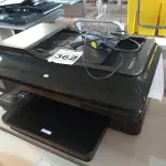 LOTE 362 - 01 IMPRESSORA MULTIFUNCIONAL COM FONTE MARCA HP.(NO ESTADO) ATENÇÃO! FAZER A VISITAÇÃO ANTES DE ARREMATAR, NÃO SABEMOS SE FUNCIONA. LEILÃO NÃO TEM GARANTIA E NEM DEVOLUÇÃO, SUJEITO A POSSÍVEIS AVARIAS VISÍVEIS/OCULTAS E/OU AUSÊNCIA DE COMPONENTES.
